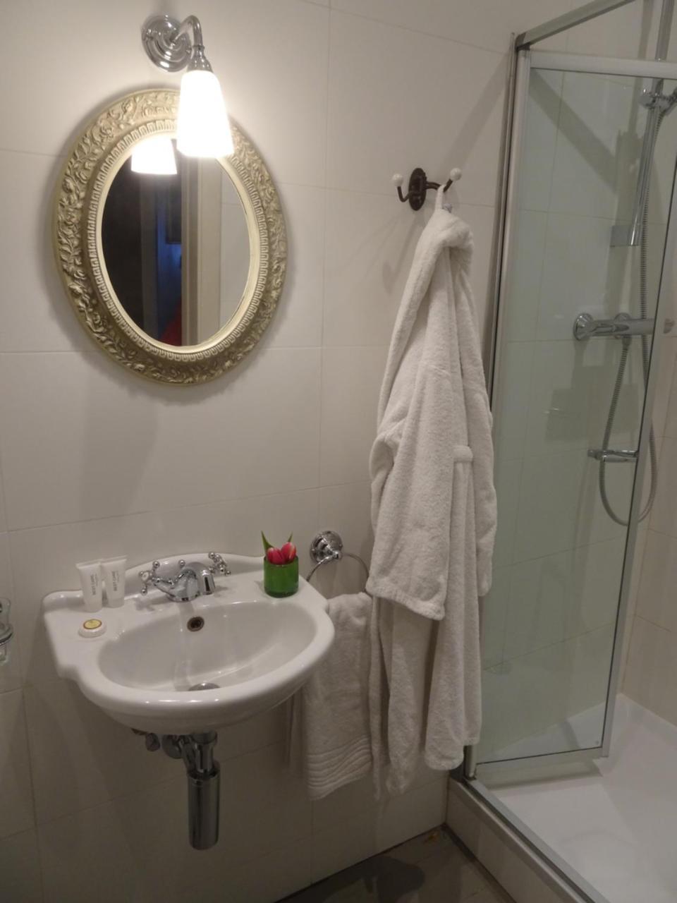 Guesthouse Alizee Лёвен Экстерьер фото